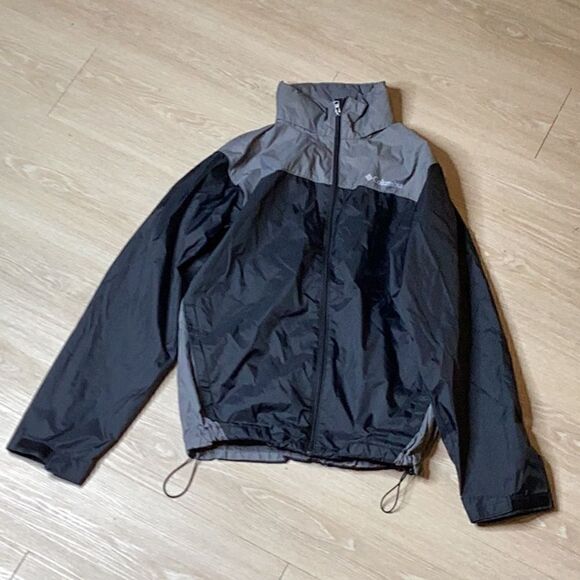 Women’s Columbia light jacket (PreOwned) - Picture 2 of 2